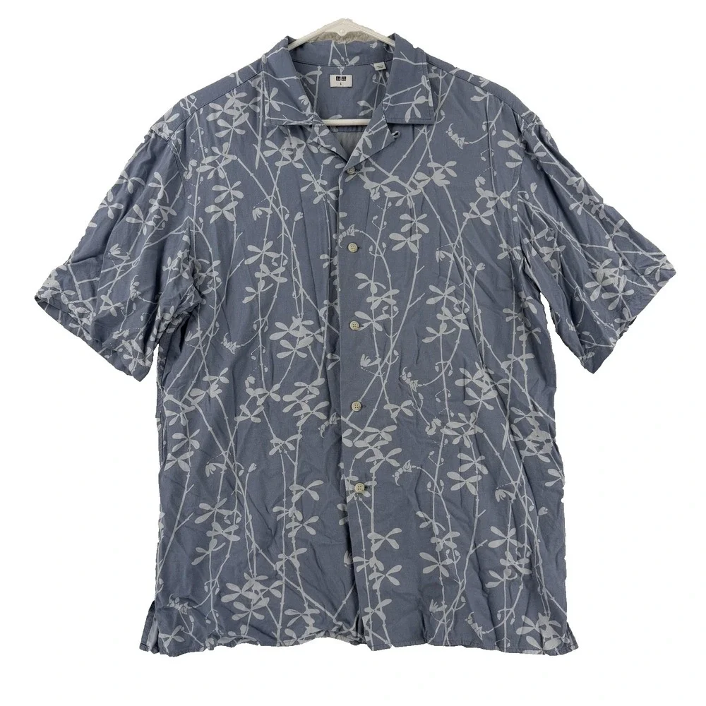 Uniqlo Shirt Mens Small Blue Floral Hawaiian Rayon Short Sleeve Button Up Casual